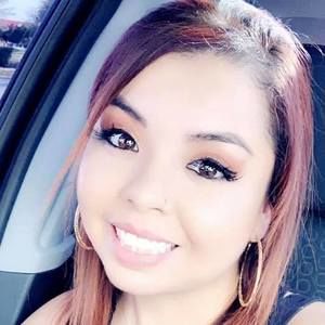 Meet your Posher, Karissa